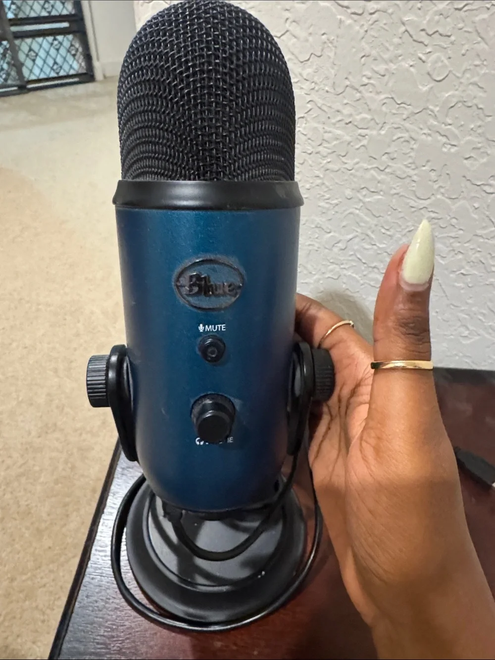 Blue Yeti USB Condenser Microphone - Brand Unspecified